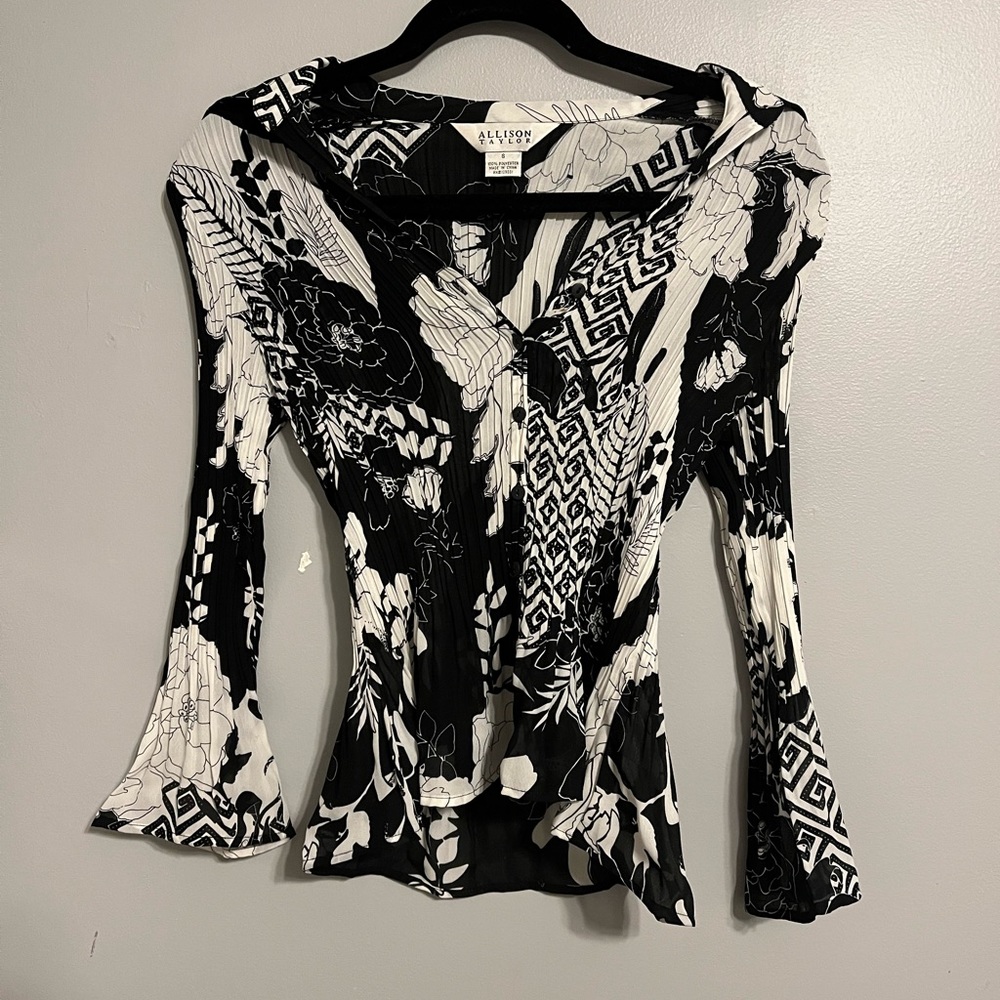 🌸Allison Taylor Top